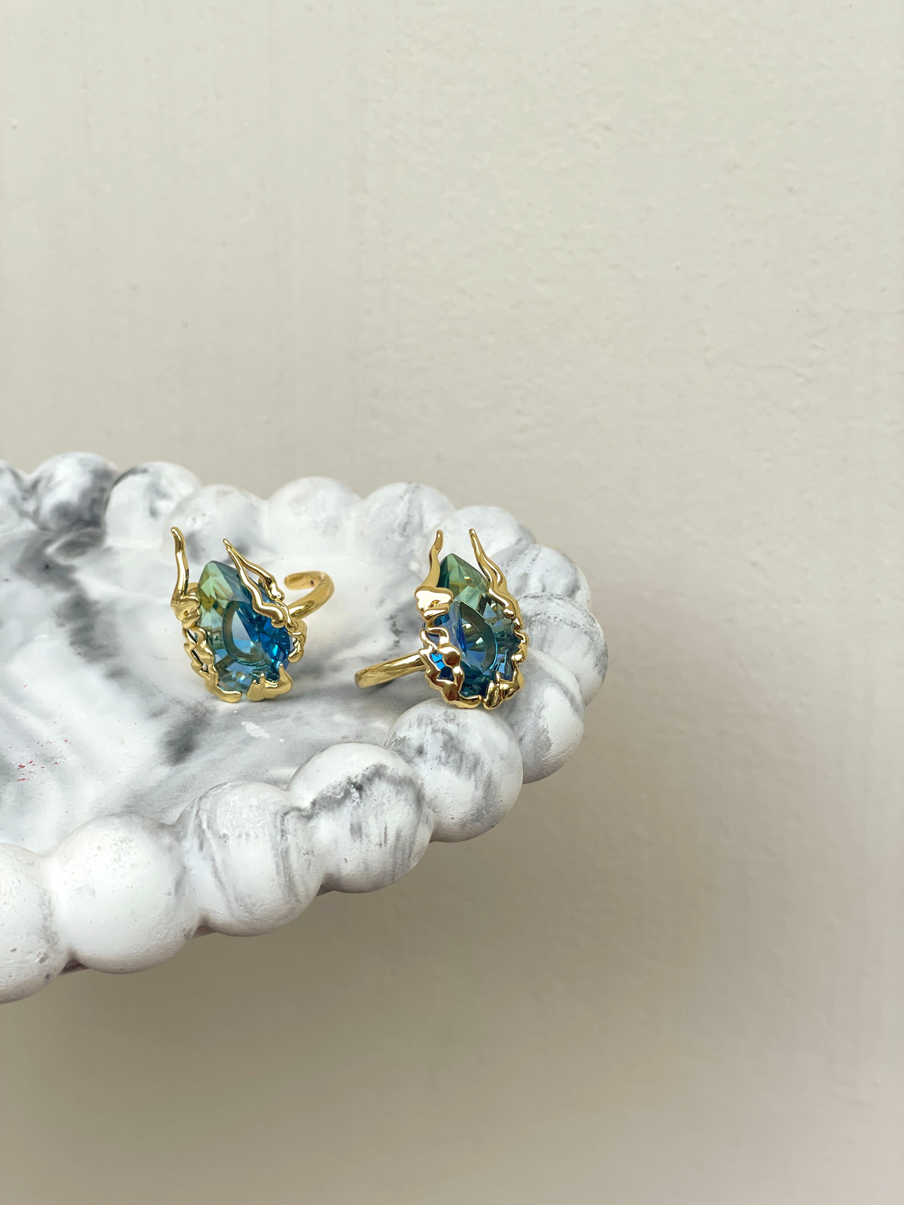 Zircon Drop Gold Adjustable Ring
