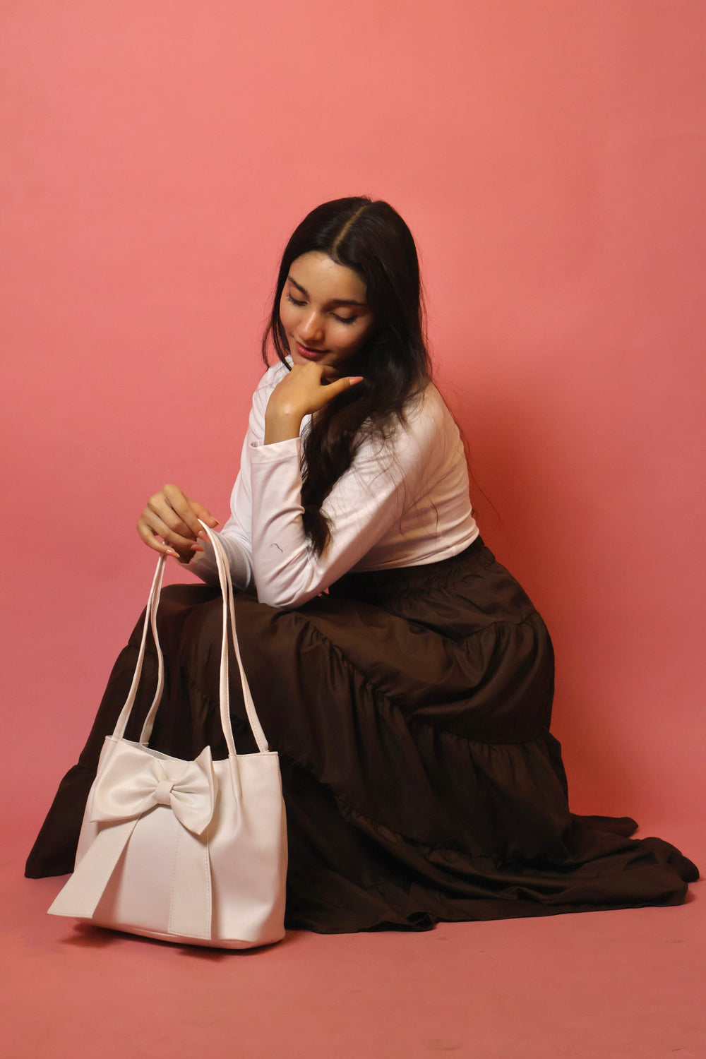 White Soft Bow Hand Bag